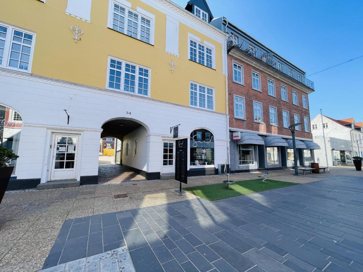 Aday - Charming Apartment In The Pedestrian Street Of Frederikshavn Εξωτερικό φωτογραφία