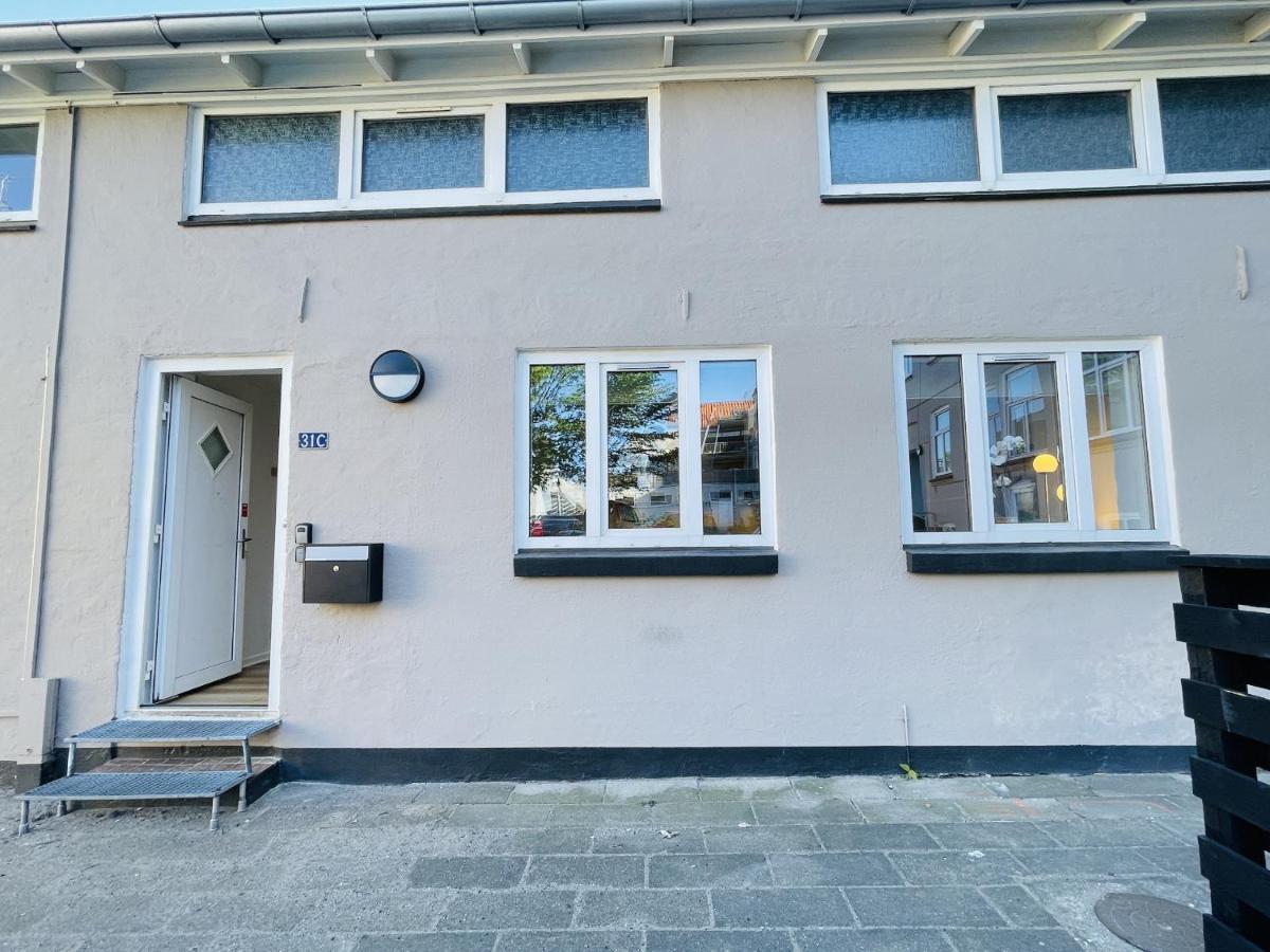 Aday - Charming Apartment In The Pedestrian Street Of Frederikshavn Εξωτερικό φωτογραφία