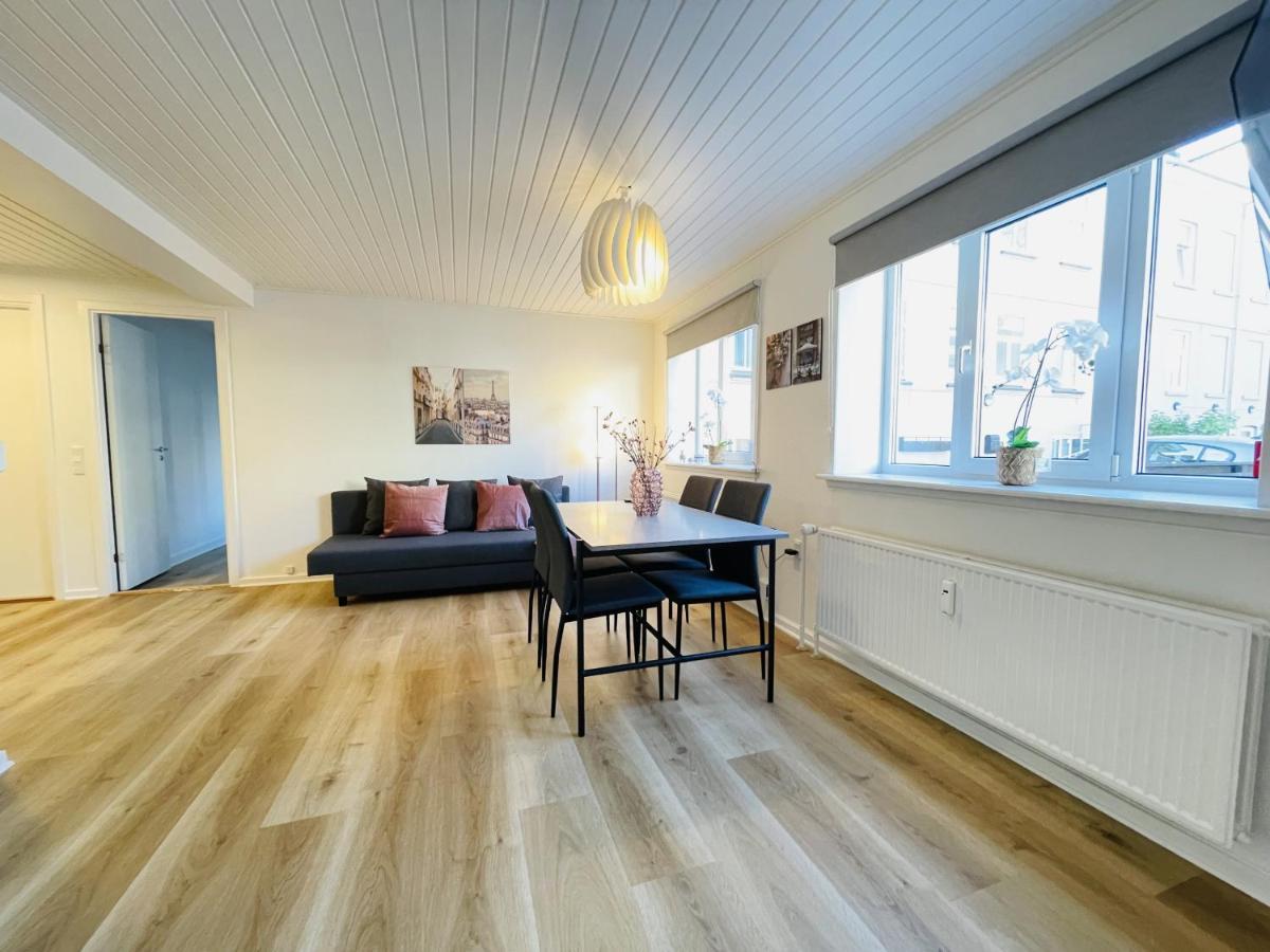 Aday - Charming Apartment In The Pedestrian Street Of Frederikshavn Εξωτερικό φωτογραφία