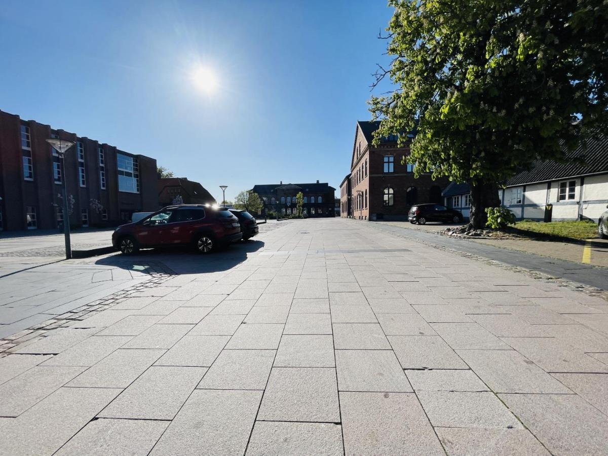 Aday - Charming Apartment In The Pedestrian Street Of Frederikshavn Εξωτερικό φωτογραφία