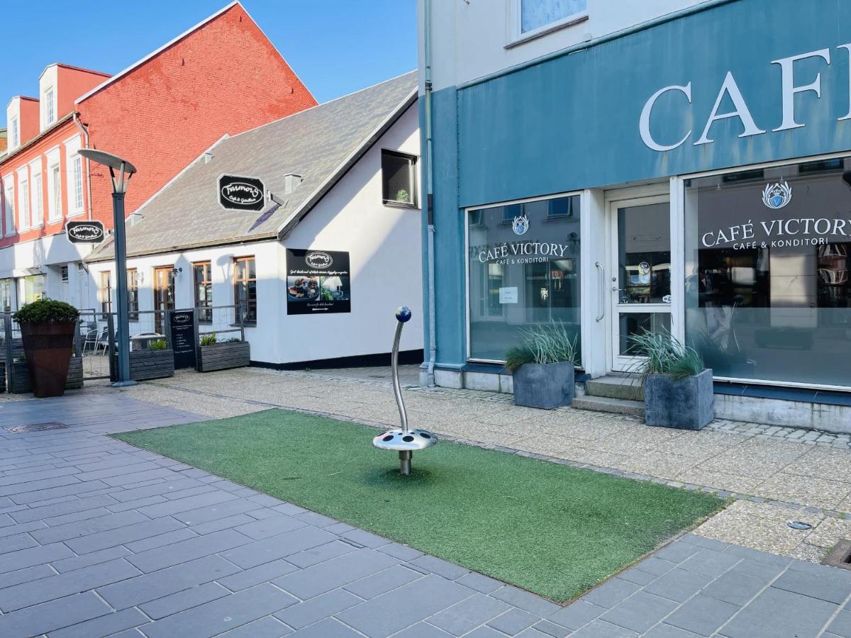 Aday - Charming Apartment In The Pedestrian Street Of Frederikshavn Εξωτερικό φωτογραφία