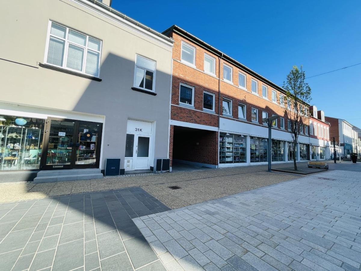 Aday - Charming Apartment In The Pedestrian Street Of Frederikshavn Εξωτερικό φωτογραφία
